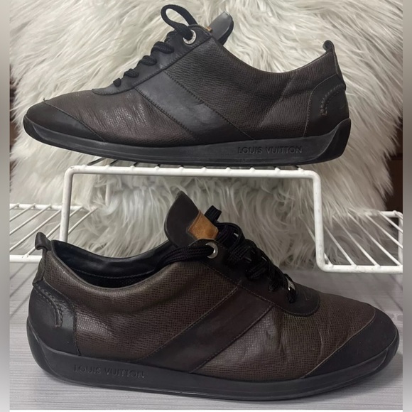 Louis Vuitton sneakers - Picture 3 of 9